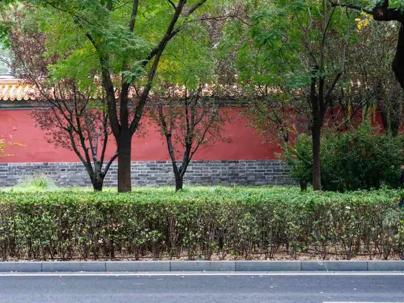 运动户外装备面料性能对比：速干与保暖材质选择指南