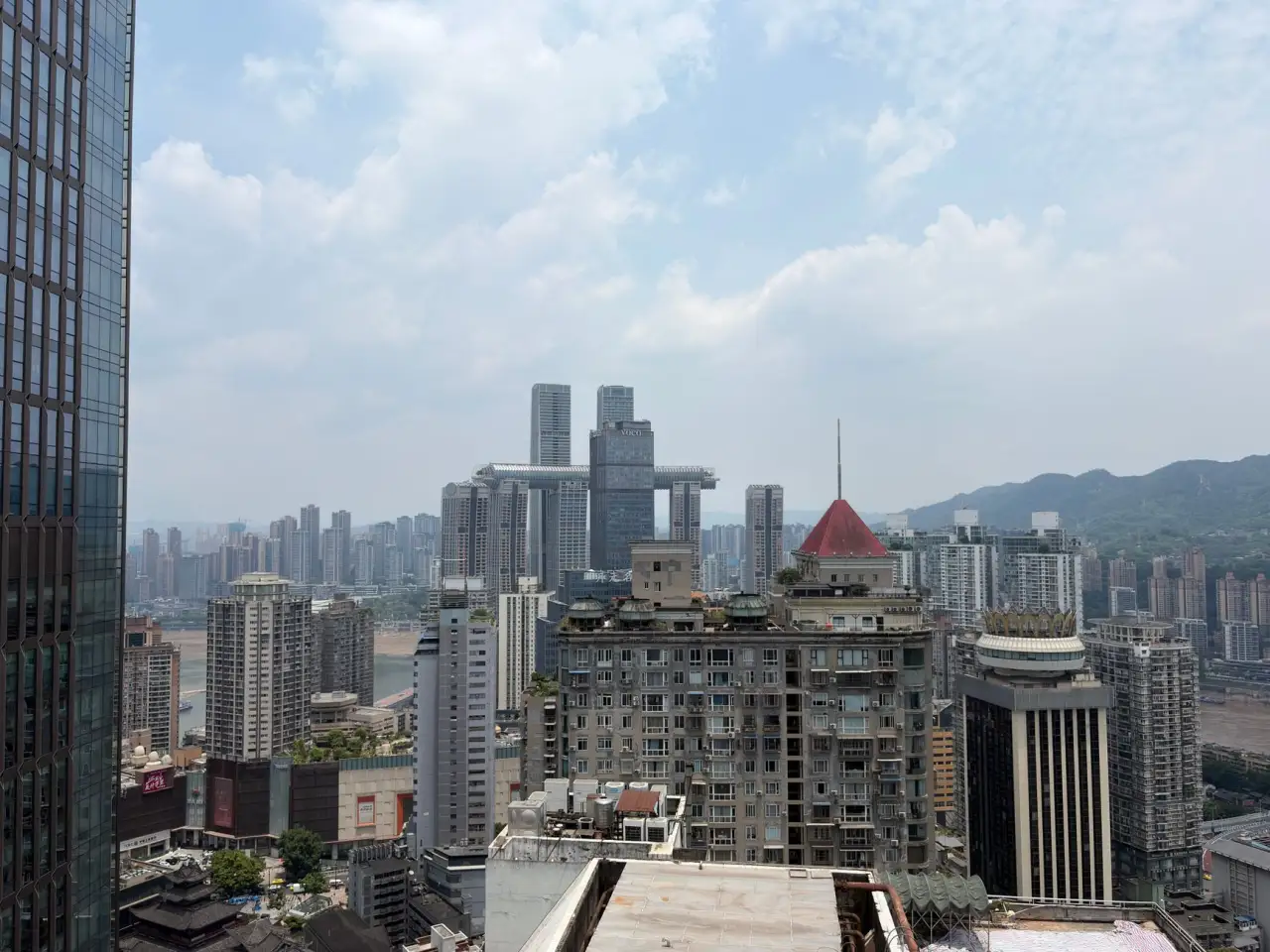 重庆渝中区运动装备选购指南：从健身服饰到户外装备的搭配方案