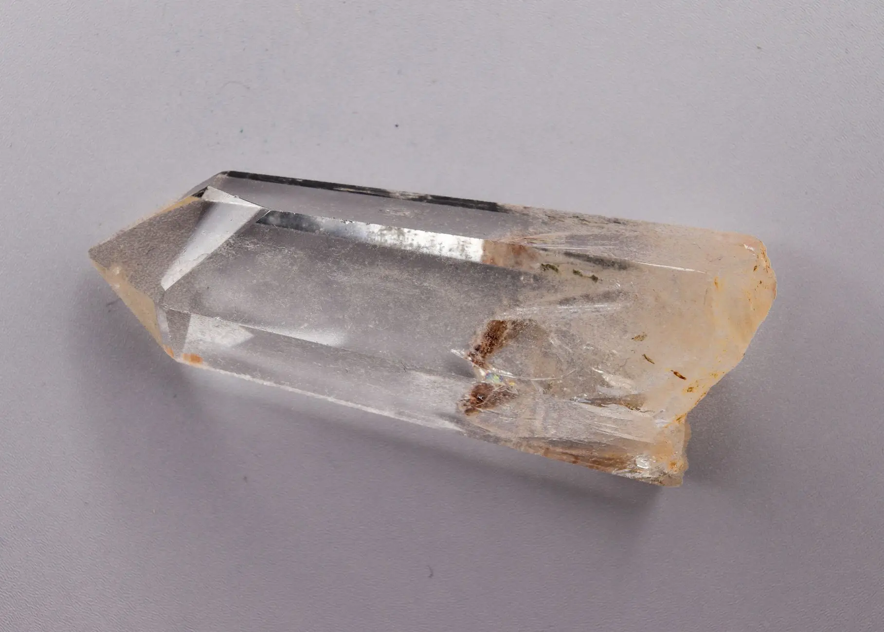 重庆健身服饰选购指南：千娱音解析运动装备功能面料与透气设计