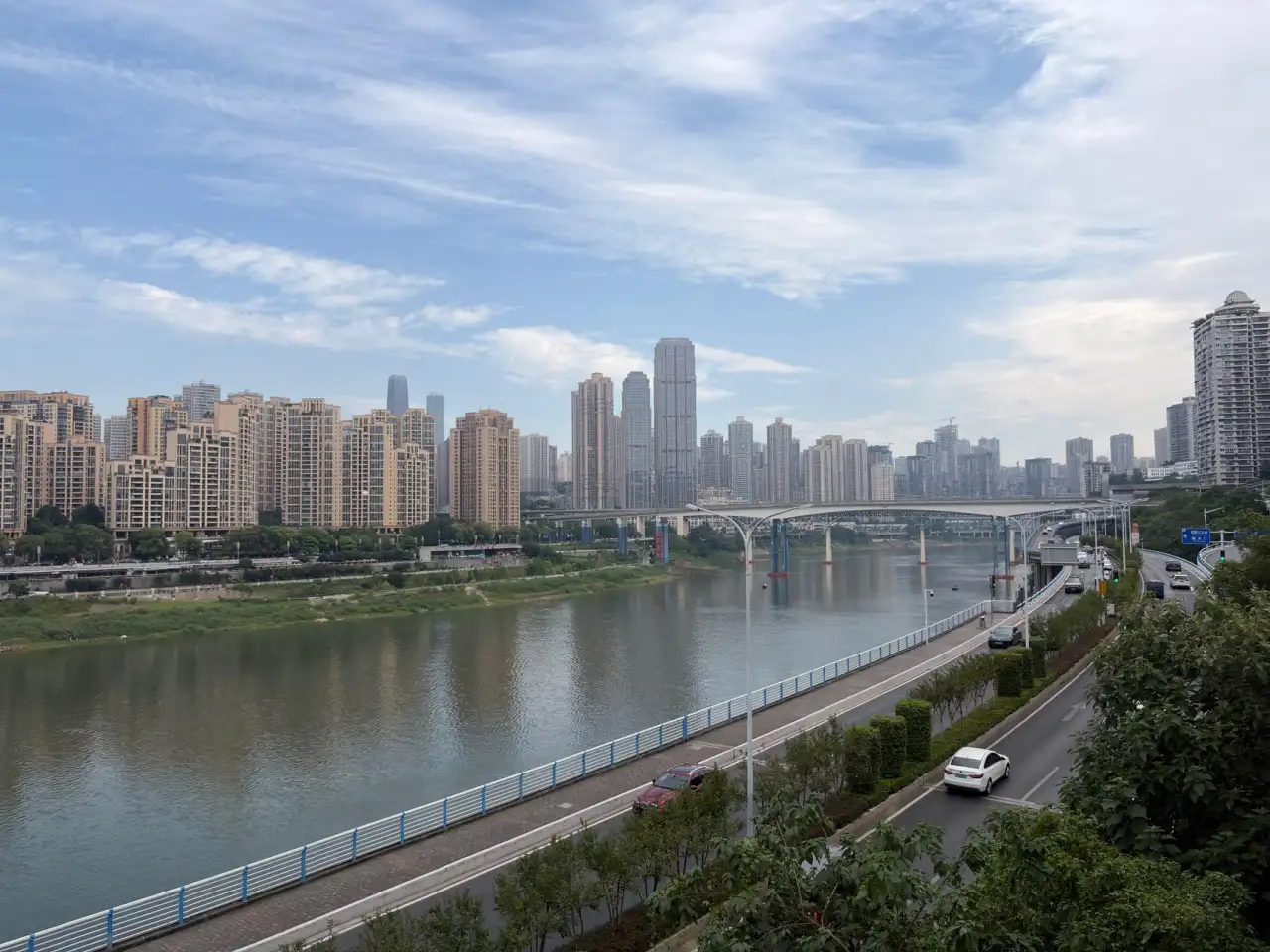 重庆千娱音运动户外装备选购指南：根据运动类型匹配专业服饰